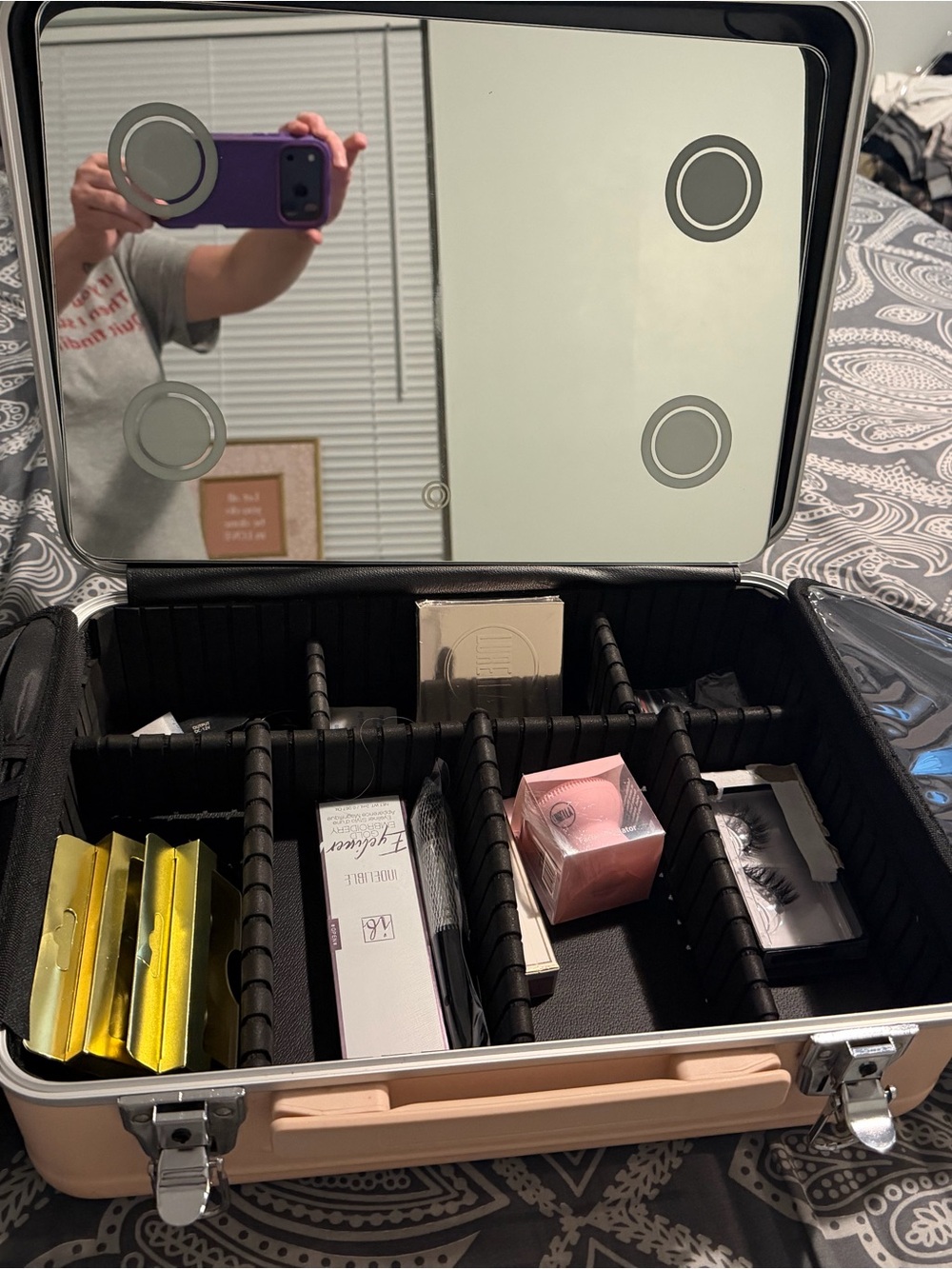 Makeup Train Case - Blush Pink Portable Cosmetic Organizer - Picture 3 of 4